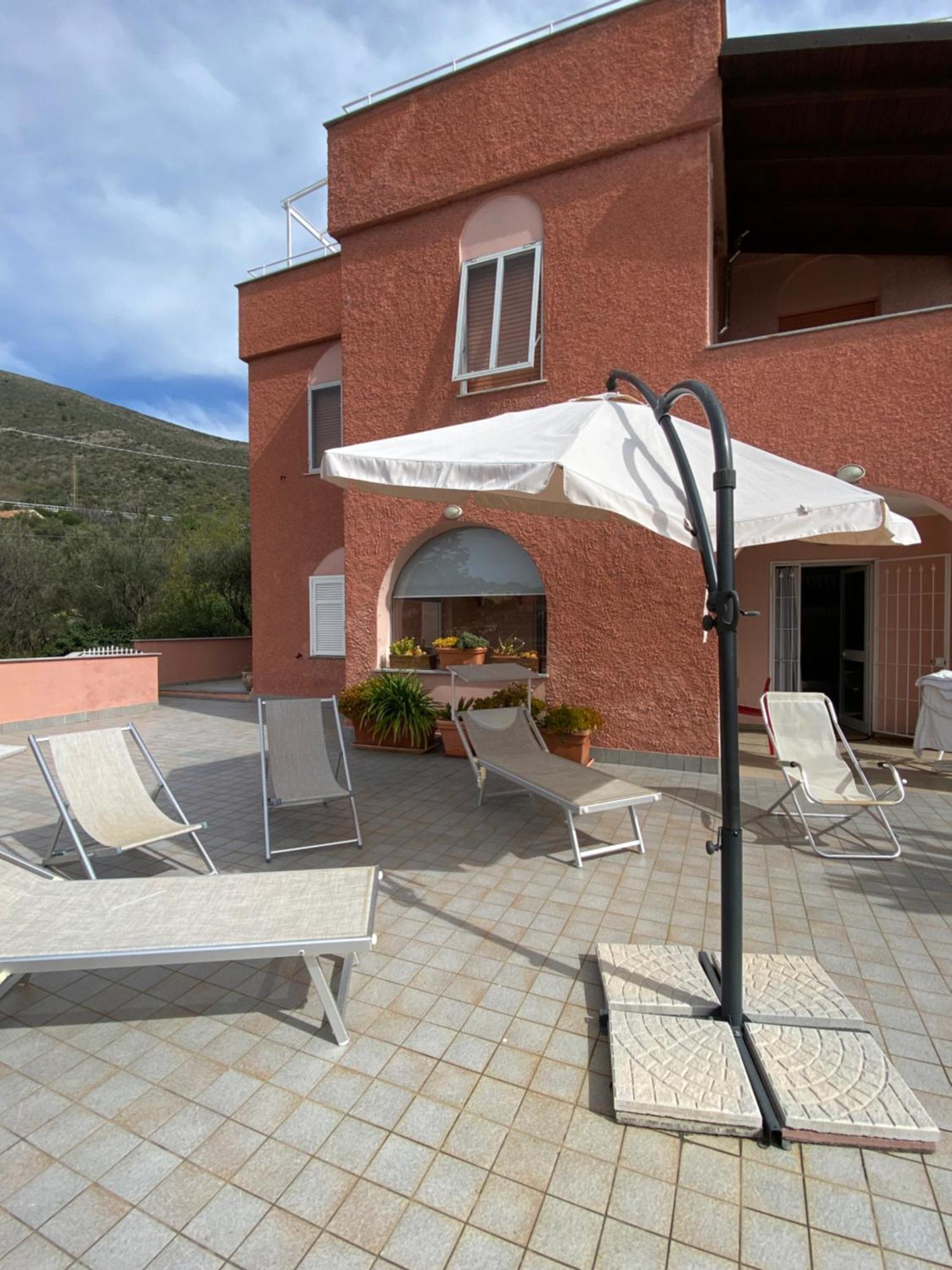 Paolina - App. 6 Posti E Terrazzo Appartamento